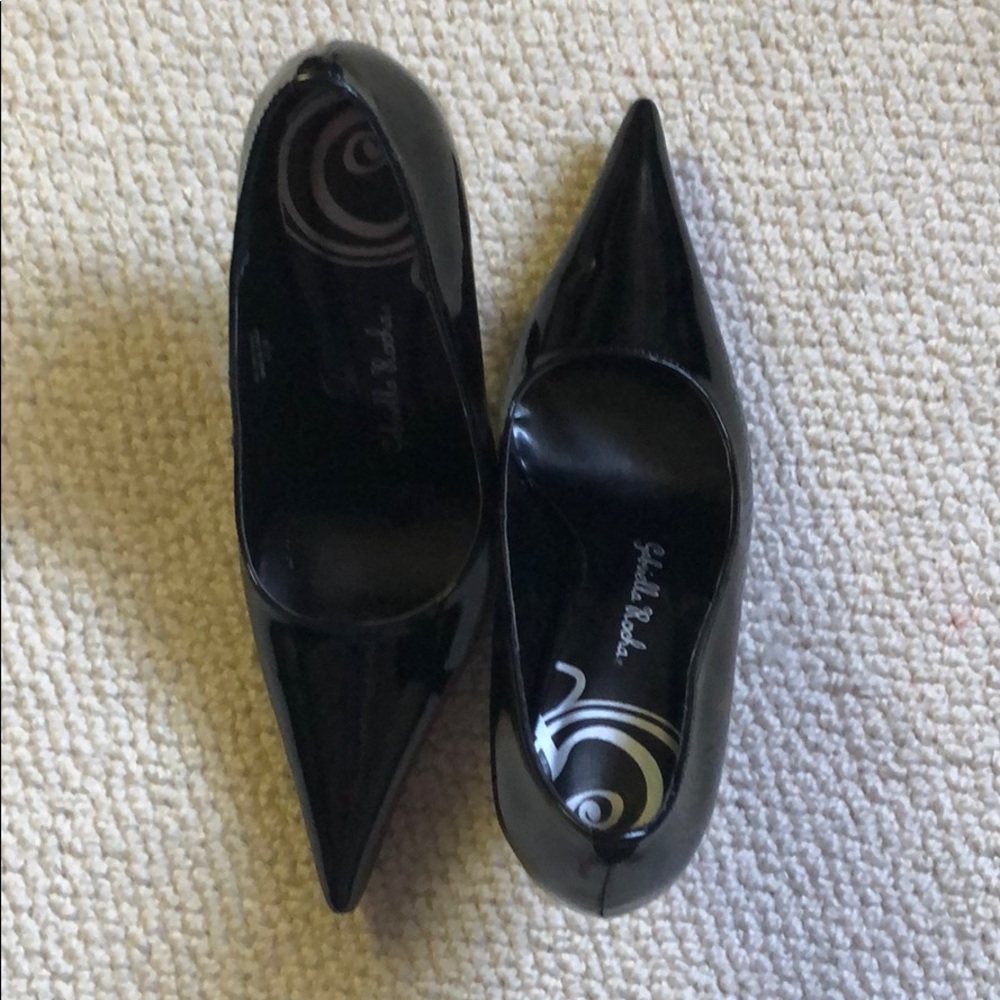Gabriella Rocha sz 7 black patent pointy toe heels